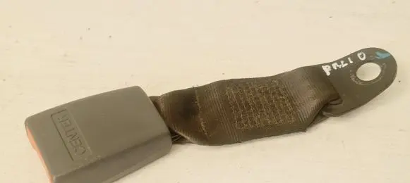 Fiat Palio Middle seatbelt buckle (rear) A2402