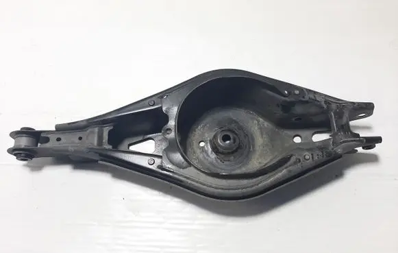 Volvo XC40 Rear upper control arm/wishbone 32221529 P32221529