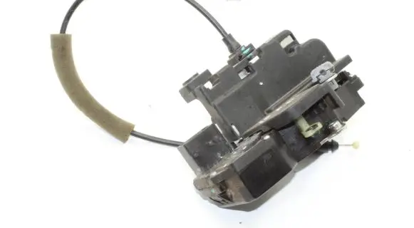 Opel Antara Front door lock