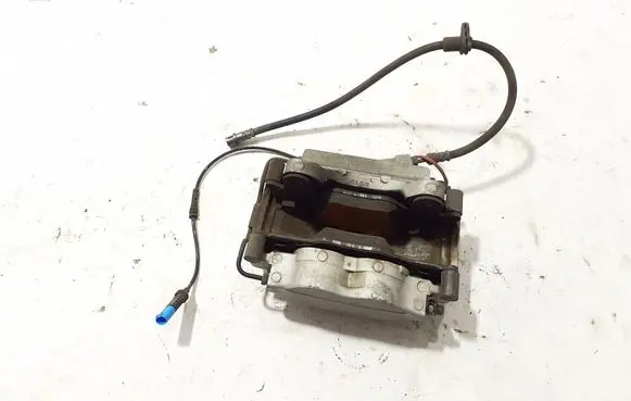 BMW 4 G22 G23 G24 G26 Front brake caliper 6883483