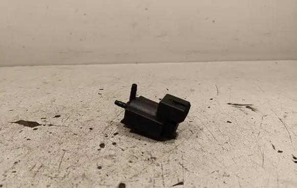 BMW X5 F15 Turbo solenoid valve 7810831