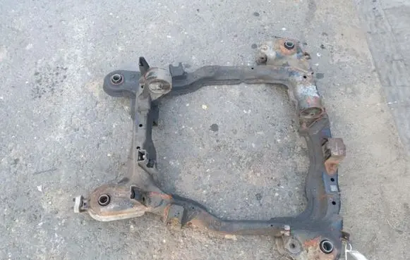 Hyundai Tucson JM Front subframe