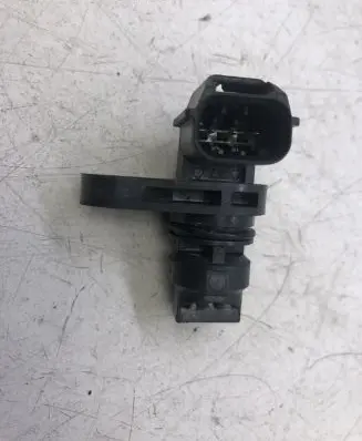 Mazda CX-5 II Camshaft position sensor PE0118230