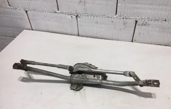 Volkswagen PASSAT B5.5 Front wiper linkage and motor 3B1955113C