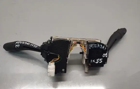 Hyundai ix 55 Wiper turn signal indicator stalk/switch