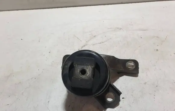 Volvo S80 Engine mount bracket 31257674 6G926F012DD