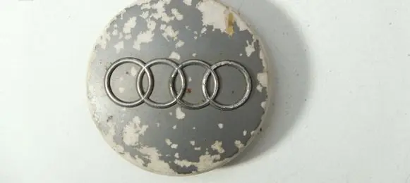 Audi A6 S6 C5 4B Original wheel cap 8D0601170