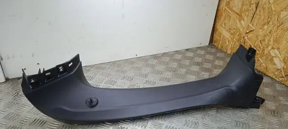 Maserati Levante Tailgate trim 670040403