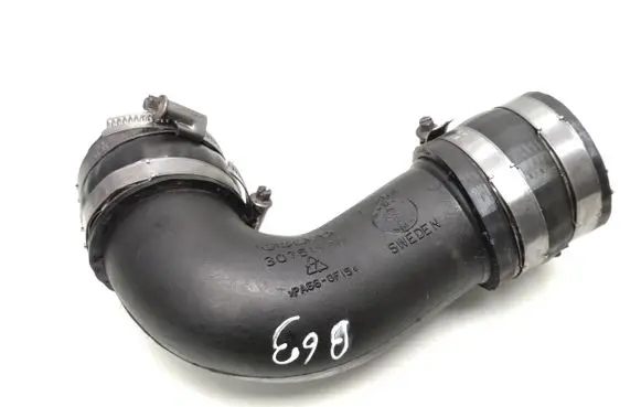 Volvo XC70 Intercooler hose/pipe 30751920