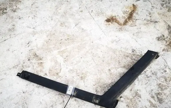 Volkswagen PASSAT B3 (D) pillar trim (bottom) 357867285