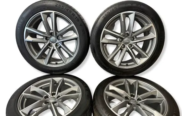 Audi Q3 F3 R19 alloy rim 83A601025B