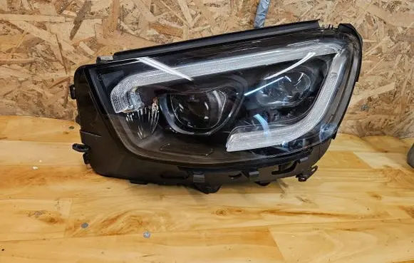 Mercedes-Benz GLC C253 Headlight/headlamp A2539064903