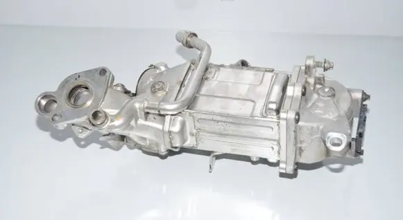 BMW X5 G05 EGR valve cooler 8598309 11718598309