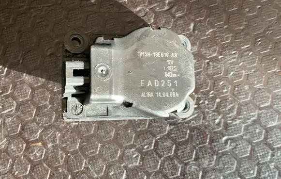 Ford Galaxy Air flap motor/actuator 3M5H19E616AB EAD251