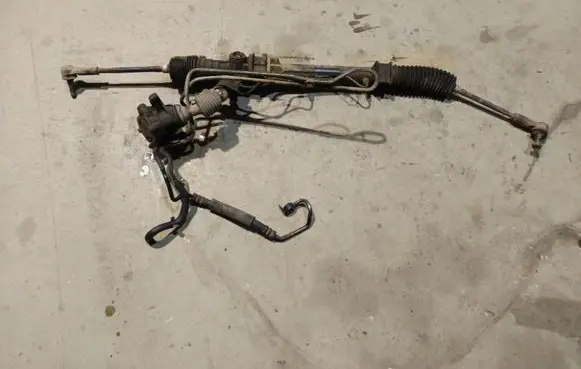 Opel Frontera B Steering rack 6900000021