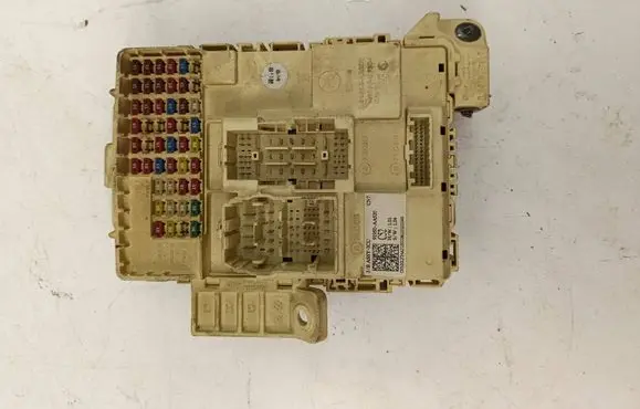 Hyundai Elantra VII Fuse box set 91950AA520