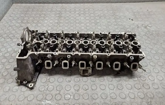 BMW 5 E60 E61 Engine head 7788259 7788564