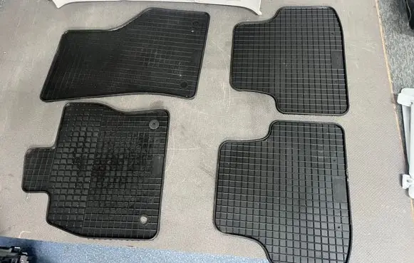 Renault Megane IV Car floor mat set