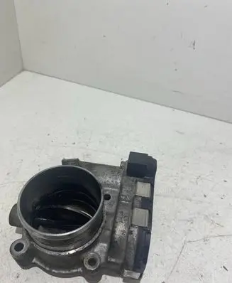 Volvo XC90 Throttle body valve 31216665 0280750520 8692720