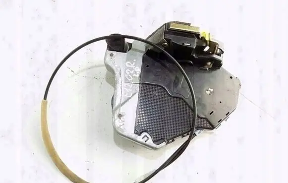 Toyota Corolla E120 E130 Front door lock 