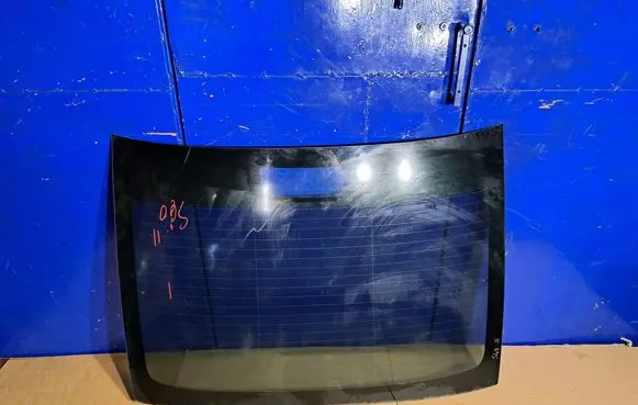 Volvo S60 Rear windscreen/windshield window E143R001057