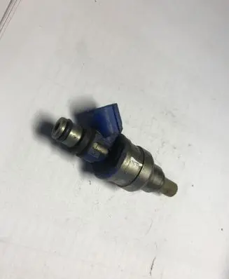 Mazda Xedos 6 Fuel injector 1955001970