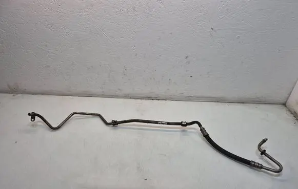 Mercedes-Benz C W204 Gearbox oil cooler pipe/hose A2042701227