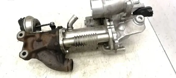 Renault Scenic III - Grand scenic III EGR valve 70036814 147355713R