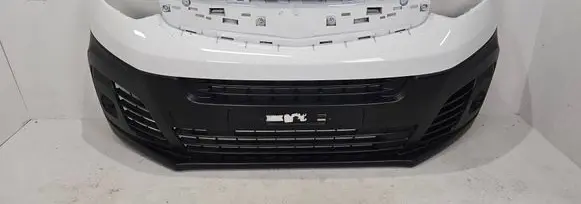 Opel Vivaro Front bumper 9833129877 39201548