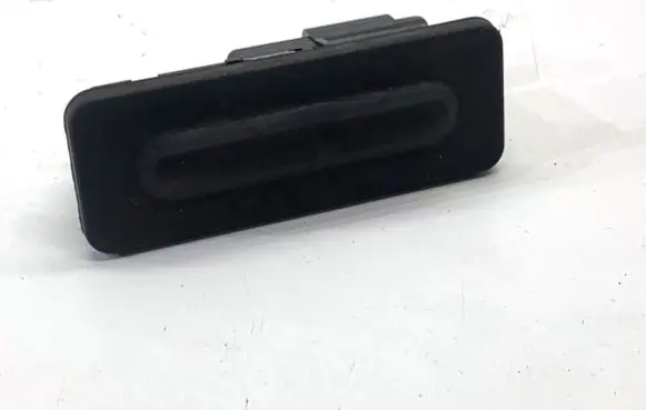 Peugeot 2008 I Tailgate/trunk/boot exterior handle 9827560380