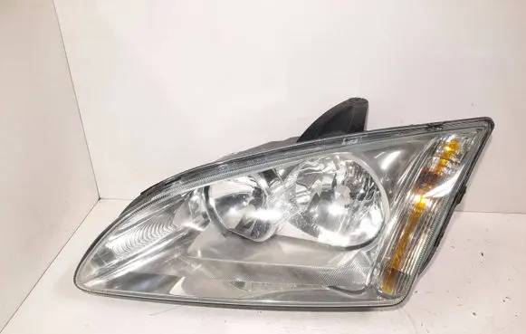 Ford Focus Headlight/headlamp