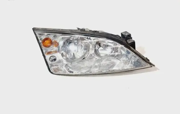 Ford Mondeo Mk III Headlight/headlamp 1S7113005SE 1S7113005 0301174204
