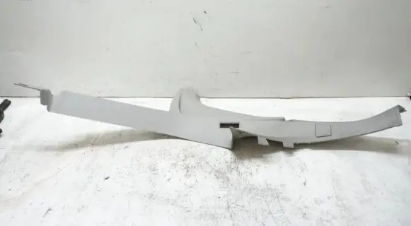 BMW 3 E90 E91 (C) pillar trim 7130668A