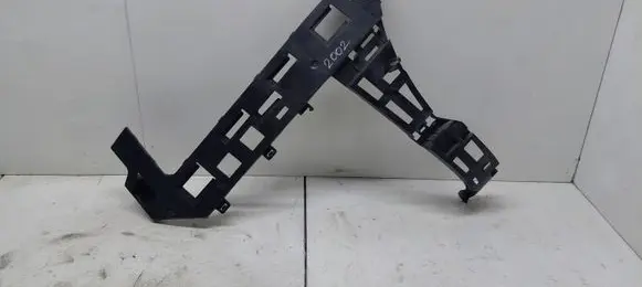 Volkswagen PASSAT B6 Rear bumper mounting bracket 3C9807378