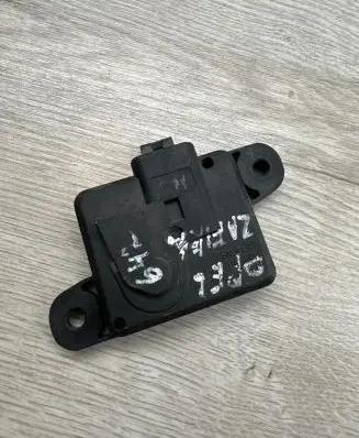 Opel Zafira A Airbag deployment crash/impact sensor 5WK42856 TGS0086438G 09133263