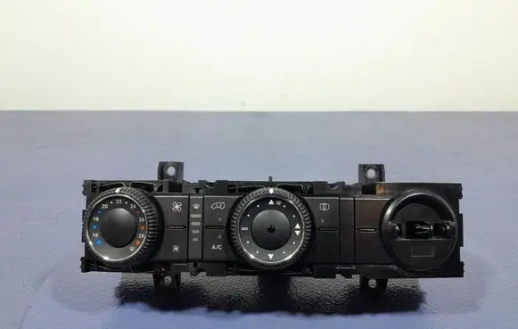 Mercedes-Benz Sprinter W906 Climate control unit A9069063000