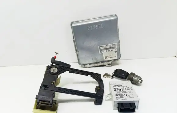 BMW 5 E39 Engine ECU kit and lock set 2249400 0281001373