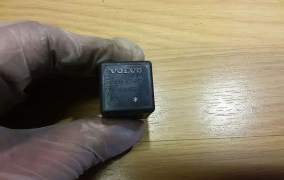 Volvo V70 Other relay V23134J52X346