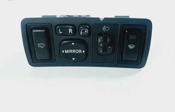 Toyota Avensis T250 Wing mirror control module