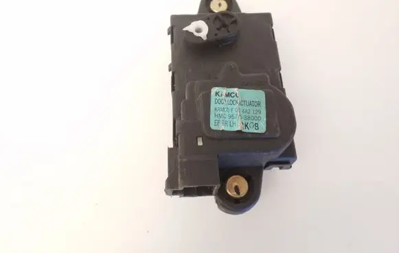 Hyundai Sonata Central locking motor 9575038000