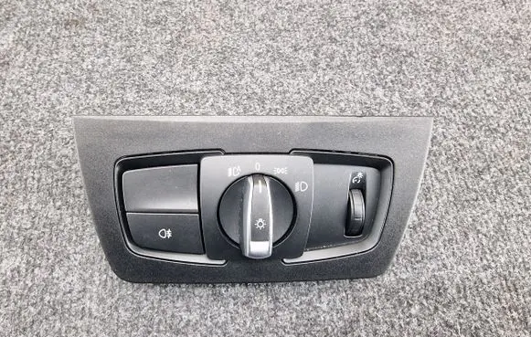 BMW 4 F32 F33 Light switch 6847508