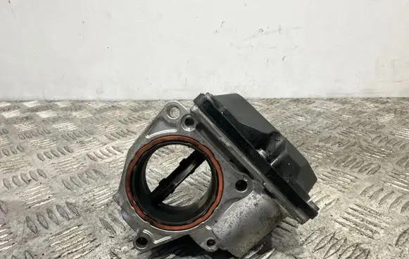 Volkswagen Golf V Throttle valve 03G128063