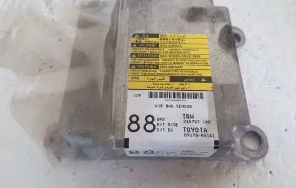 Toyota Corolla Verso E121 Airbag control unit/module 215767106