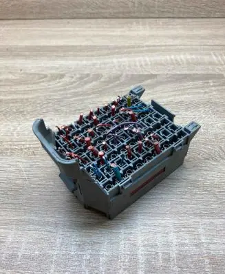 Volvo S60 Fuse box set 9162439