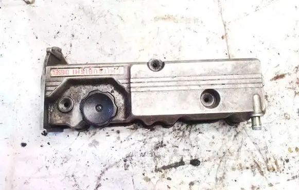 Mitsubishi Lancer Rocker cam cover 500468