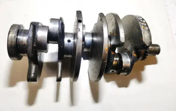 Audi A4 S4 B5 8D Crankshaft 059e