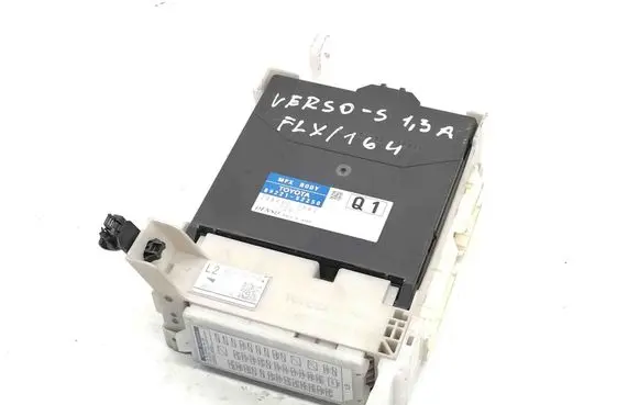 Toyota Verso-S Central body control module 8922152250