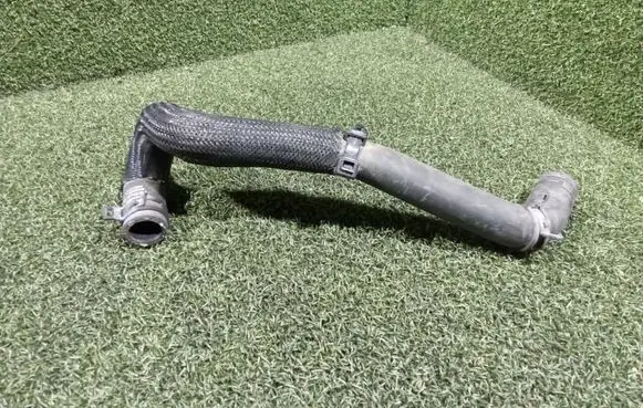 Renault Master III Engine coolant pipe/hose 110618490R