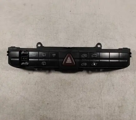 Mercedes-Benz Vito Viano W639 Hazard light switch 6395450407 31146097001