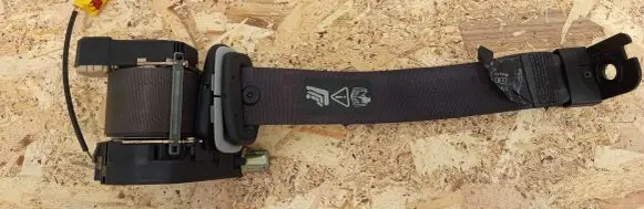 Jaguar XJ X350 Middle seatbelt (rear) 2W93F600A38AC 2W93F600A38ACLEG 2W93F600A38